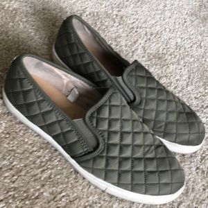 Olive green shoes. Size 10